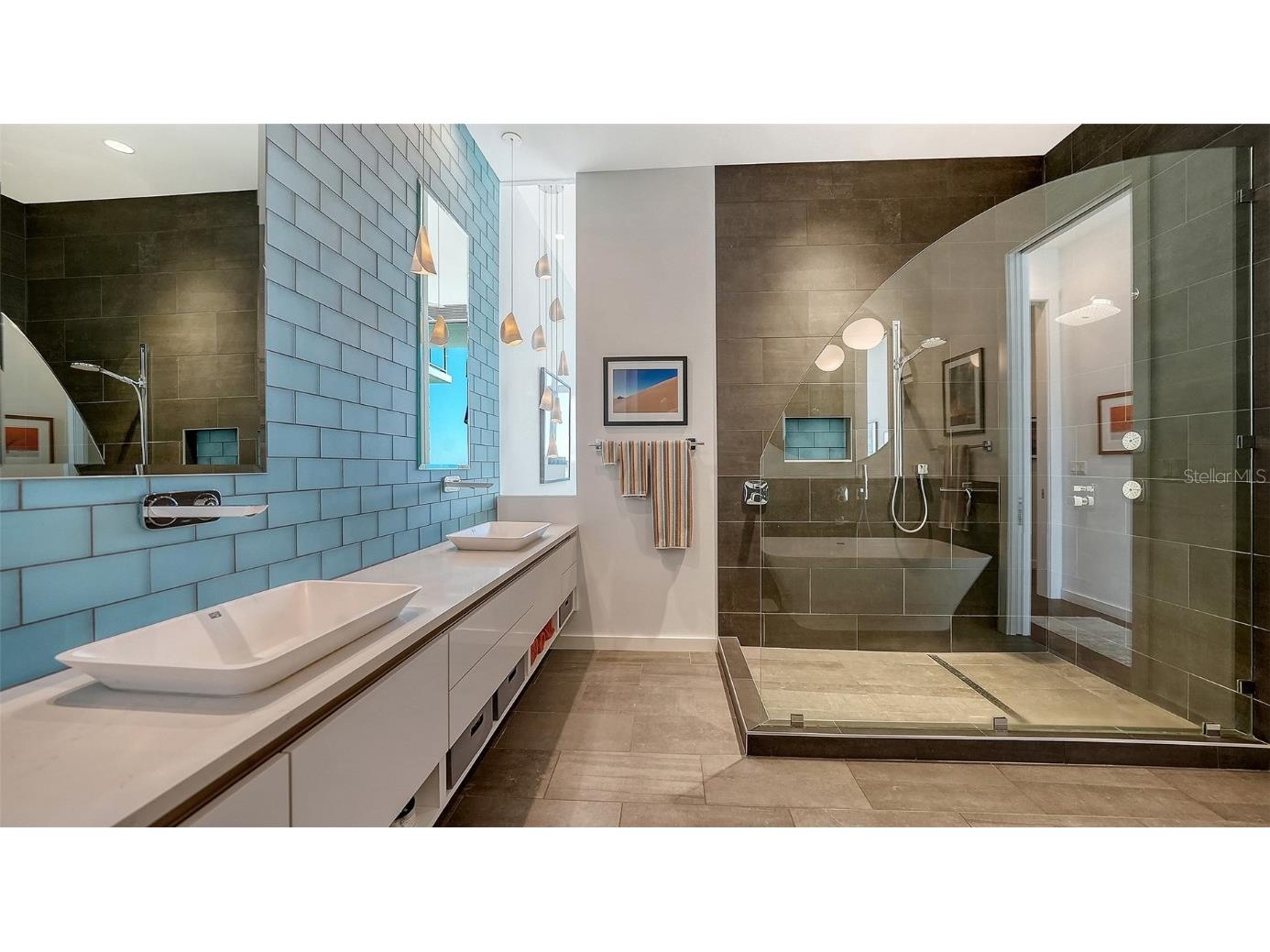 300 S Pineapple Avenue #902 Sarasota FL 34236 - SARASOTA BAY A4672560 image35