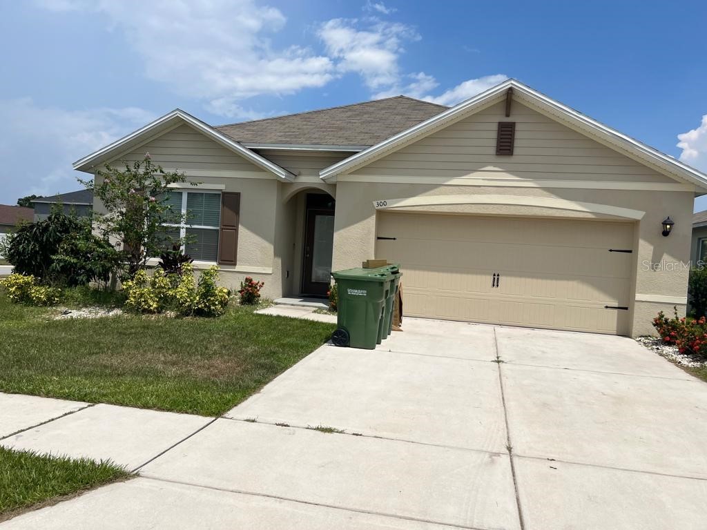 300 St Georges Circle Eagle Lake FL 33839 S5107666 image1