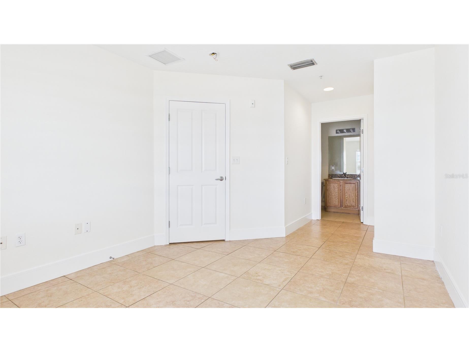 300 State Street E #324 Oldsmar FL 34677 TB8500928 image27
