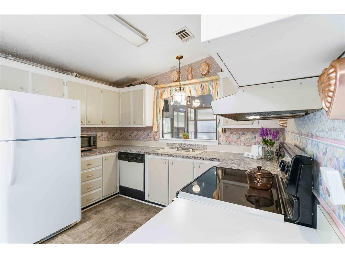 300 Tropic Drive Osprey FL 34229 N6141713 image10