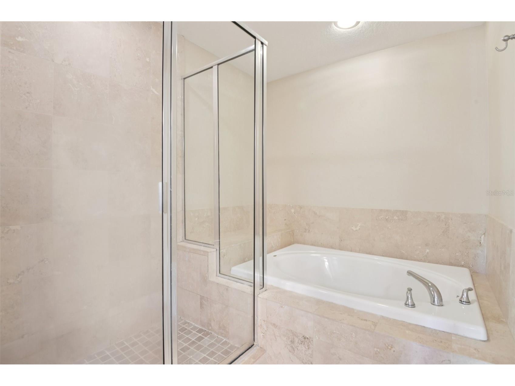 300 Valencia Circle Saint Petersburg FL 33716 TB8486971 image23