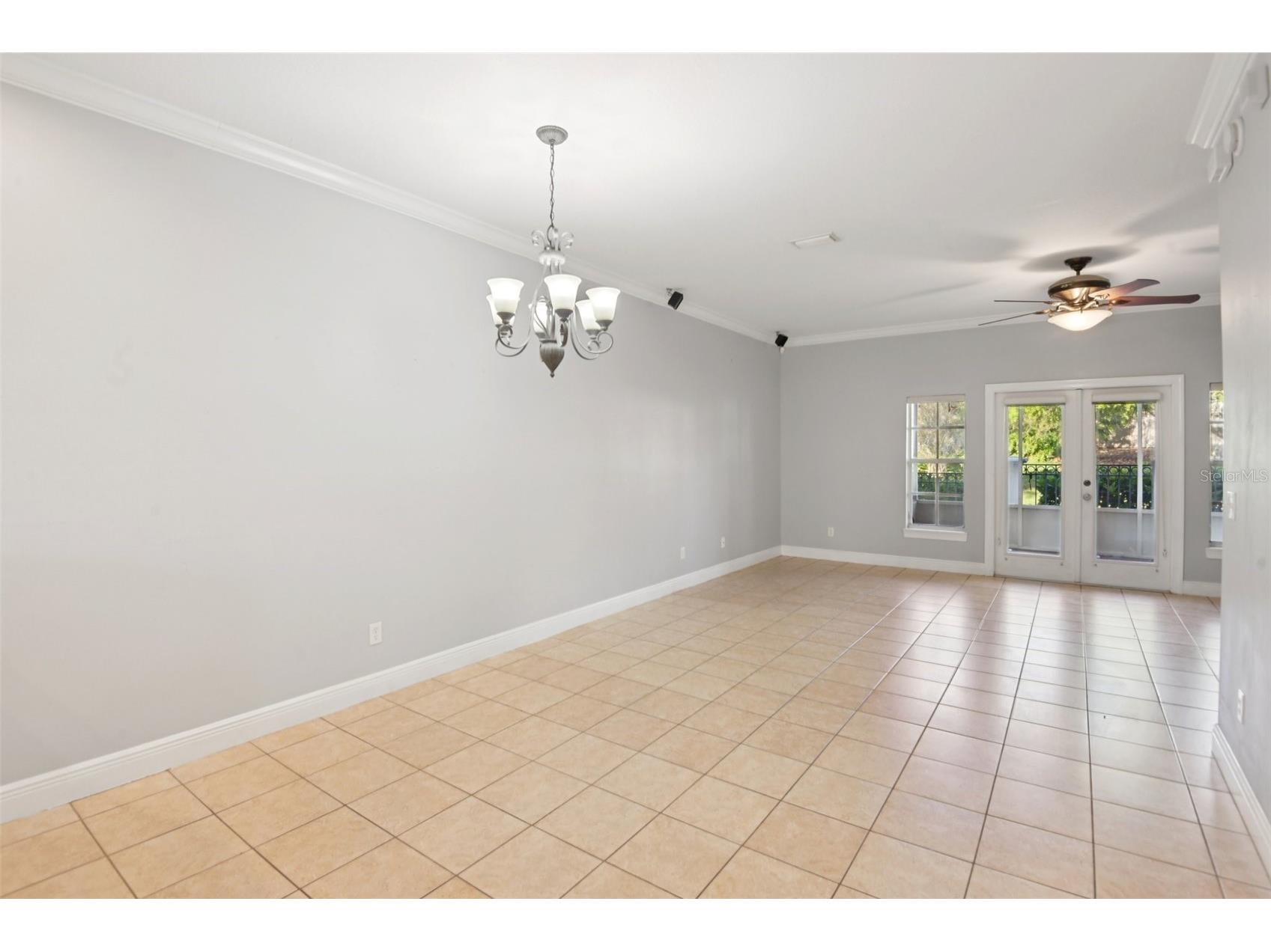 300 Valencia Circle Saint Petersburg FL 33716 TB8486971 image8