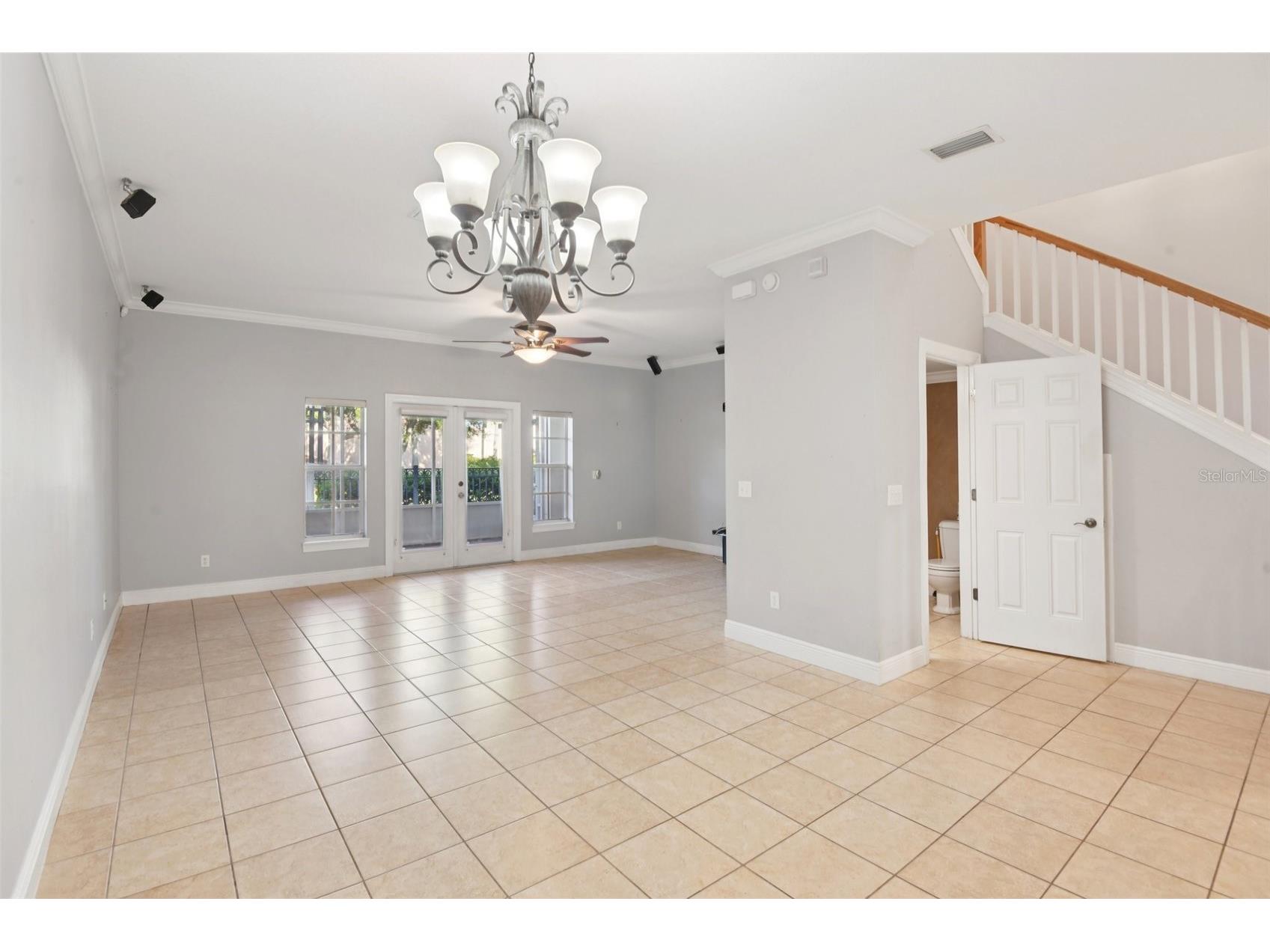 300 Valencia Circle Saint Petersburg FL 33716 TB8486971 image9