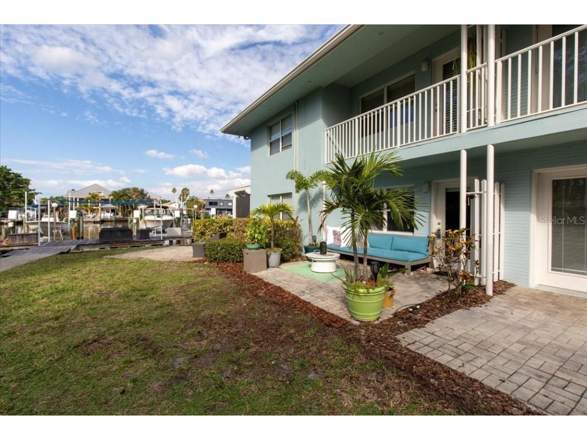 300 Drive 1, Clearwater, FL, 33755 MLS U8220782 Edina Realty