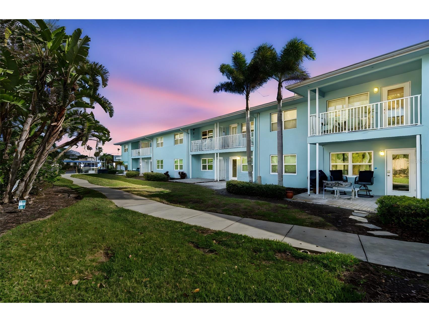 300 Venetian Drive #2 Clearwater FL 33755 TB8479455 image2