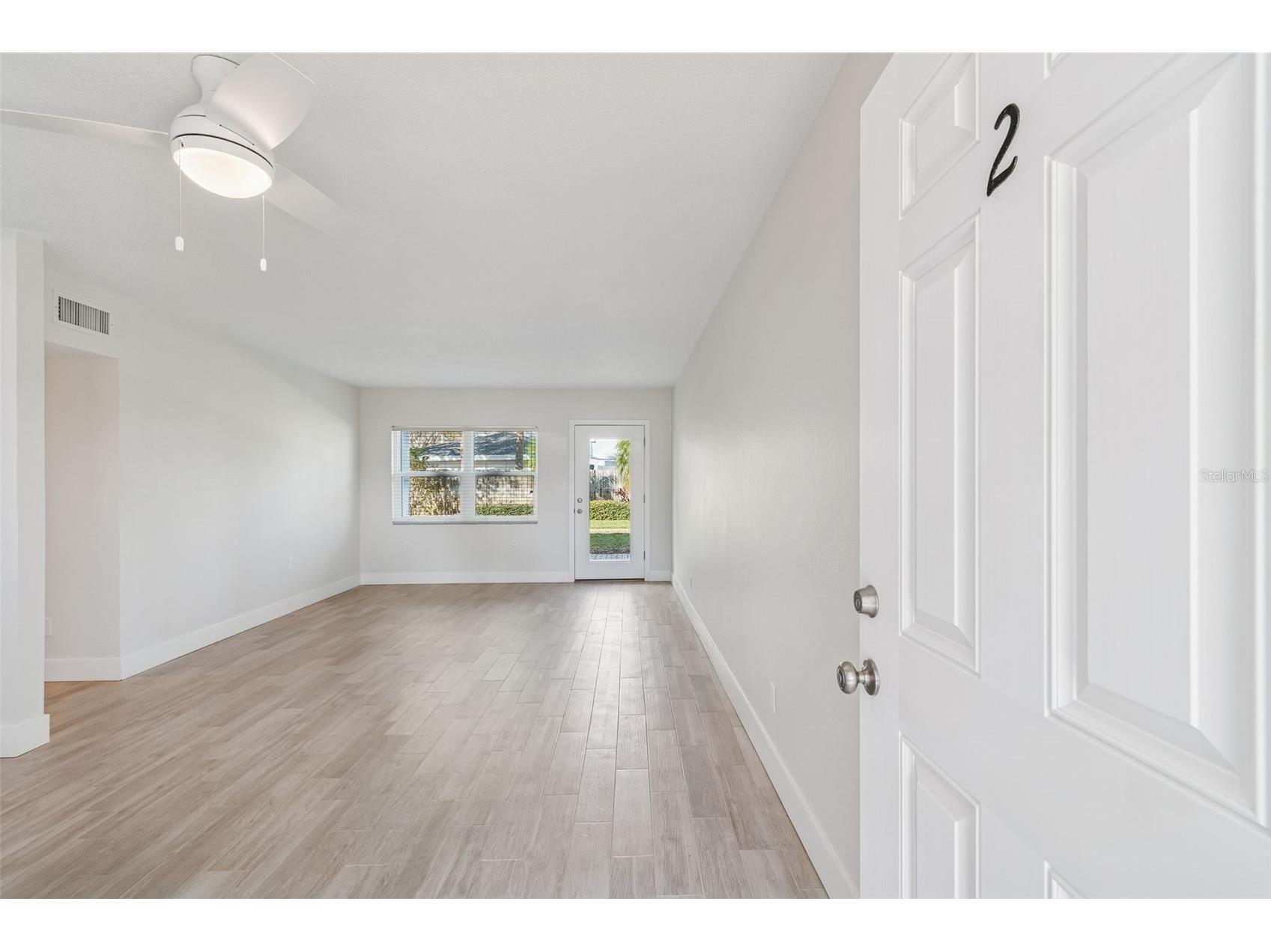 300 Venetian Drive #2 Clearwater FL 33755 TB8479455 image3