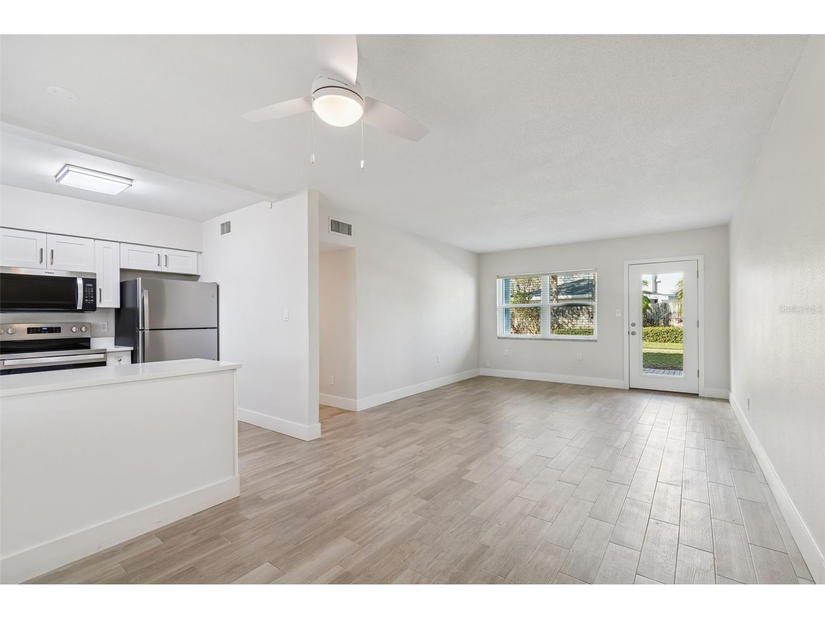 300 Venetian Drive #2 Clearwater FL 33755 TB8479455 image4