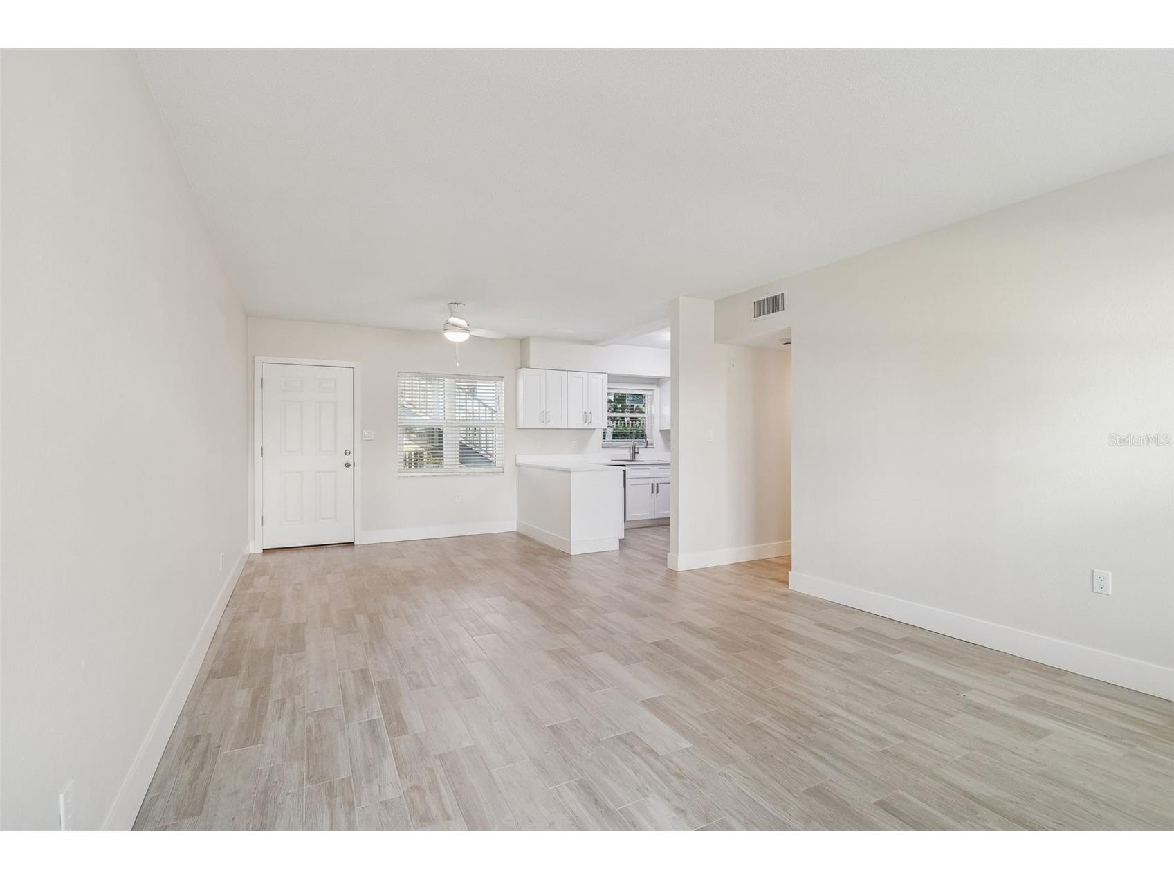 300 Venetian Drive #2 Clearwater FL 33755 TB8479455 image8