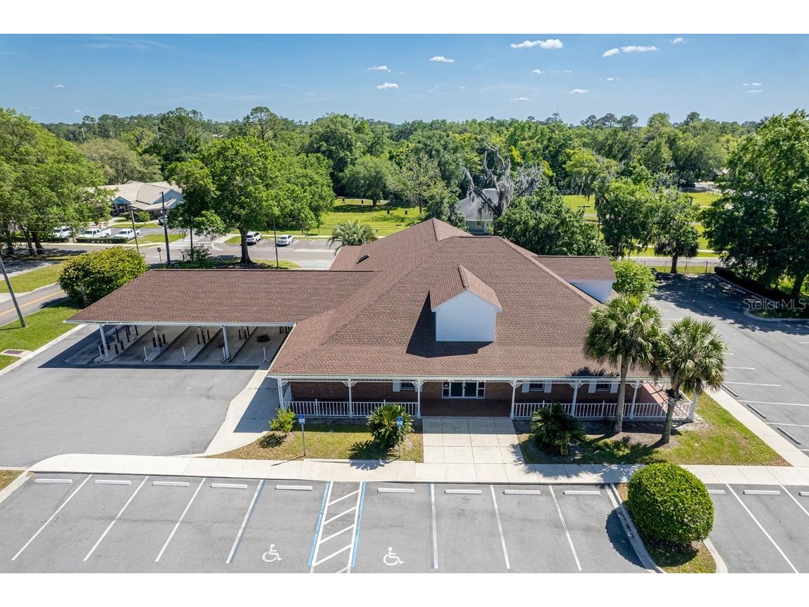 300 W Main Street Lake Butler FL 32054 GC532357 image1