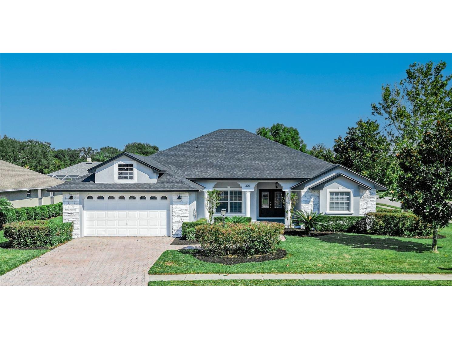 300 Winona Court Auburndale FL 33823 L4948296 image1