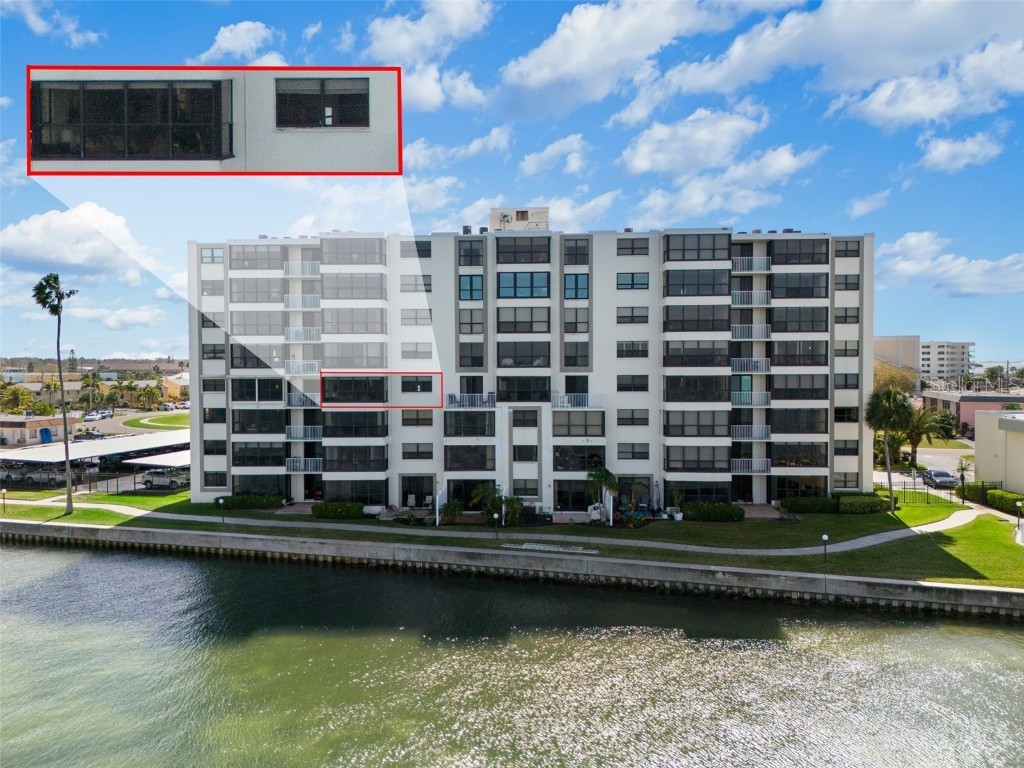 300 Woodette Drive #402B Dunedin FL 34698 U8230700 image1