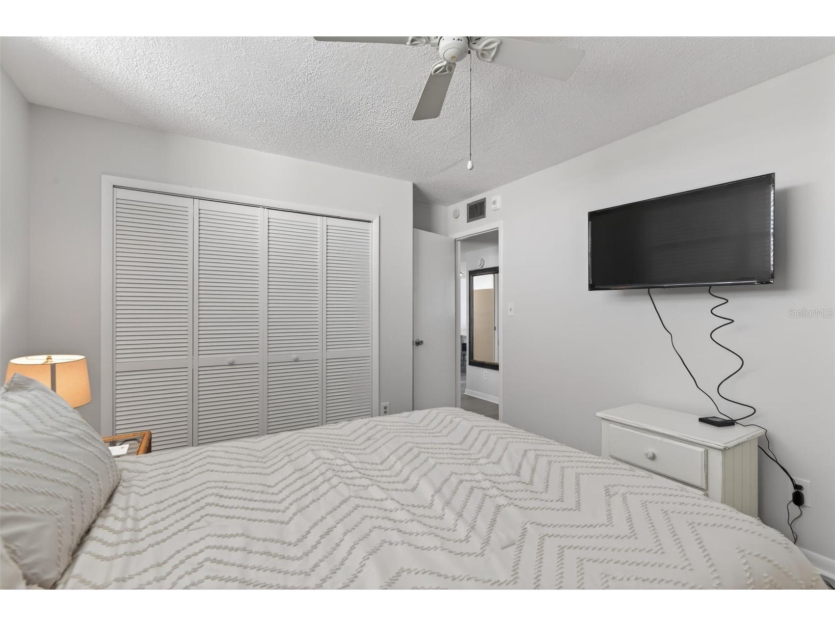 300 Woodette Drive #404B Dunedin FL 34698 TB8487965 image24