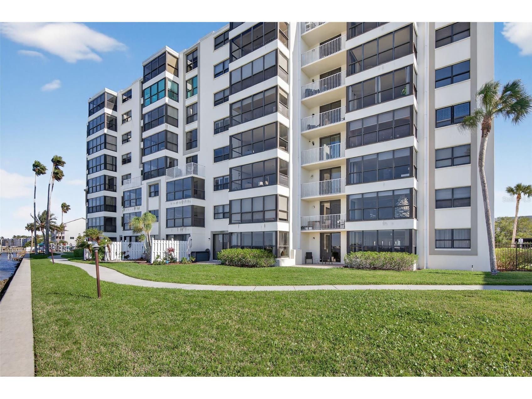 300 Woodette Drive #404B Dunedin FL 34698 TB8487965 image38