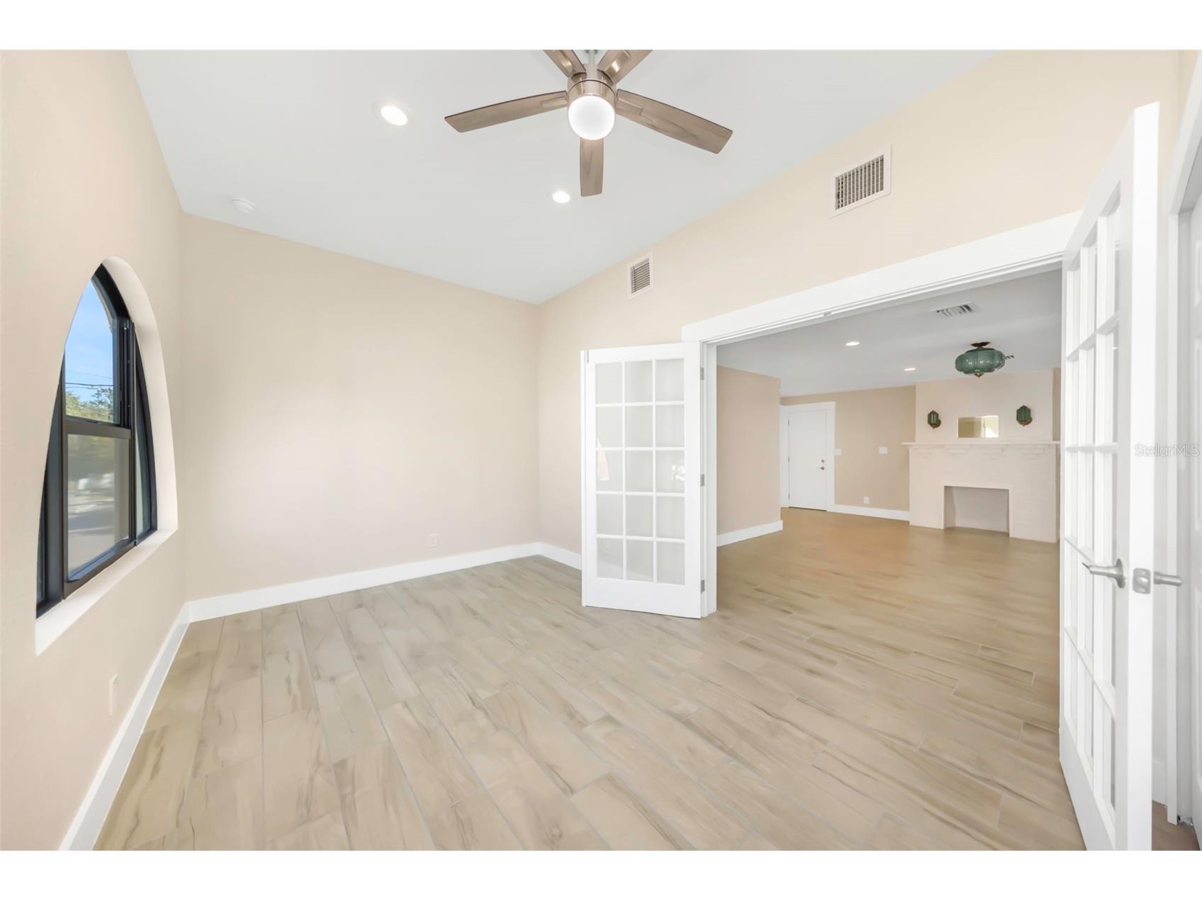 3000 Beach Boulevard S #9 Gulfport FL 33707 TB8489674 image21