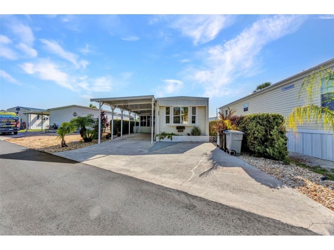 3000 Coquina Esplanade Punta Gorda FL 33982 - FLAMINGO WATERWAY C7515375 image2