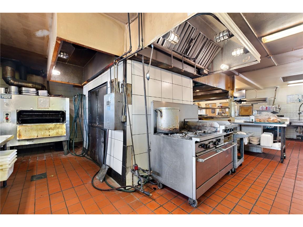 3000 Cypress Gardens Road Winter Haven FL 33884 P4932714 image12