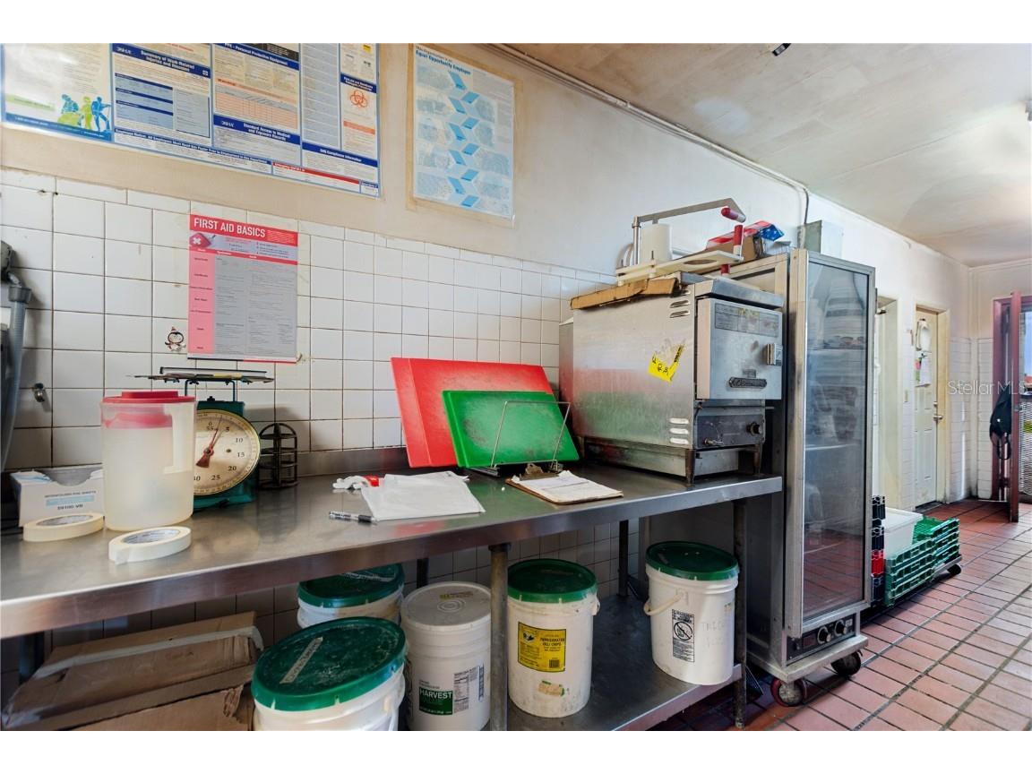 3000 Cypress Gardens Road Winter Haven FL 33884 P4932714 image14