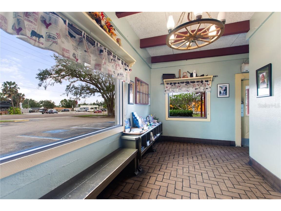 3000 Cypress Gardens Road Winter Haven FL 33884 P4932714 image4