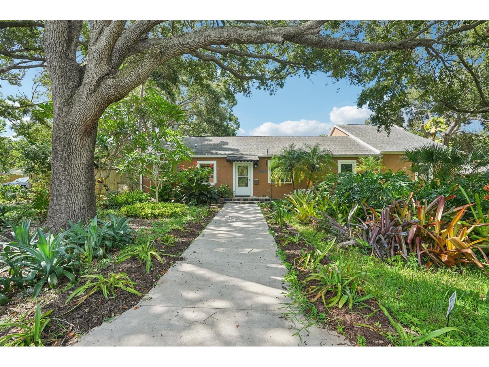 3000 Dartmouth Avenue N Saint Petersburg FL 33713 C7513380 image1