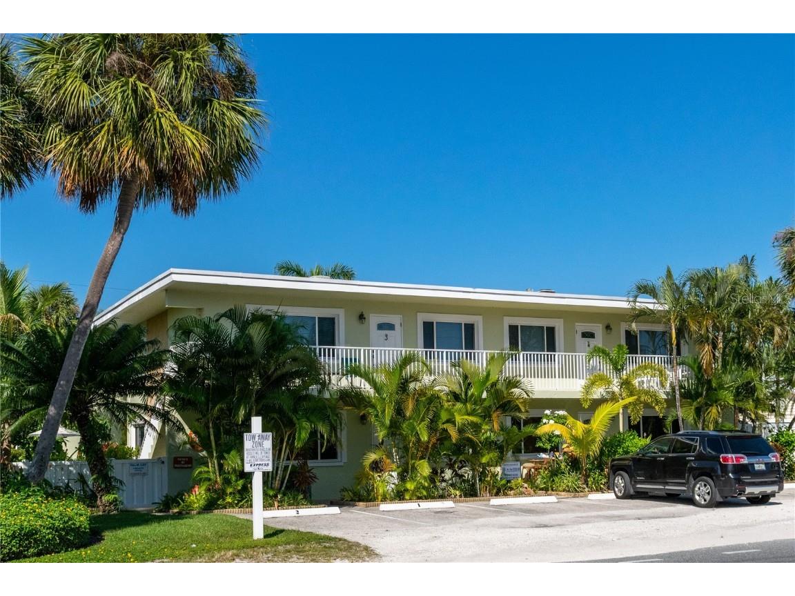 3000 Gulf Drive #3 Holmes Beach FL 34217 A4645455 image1