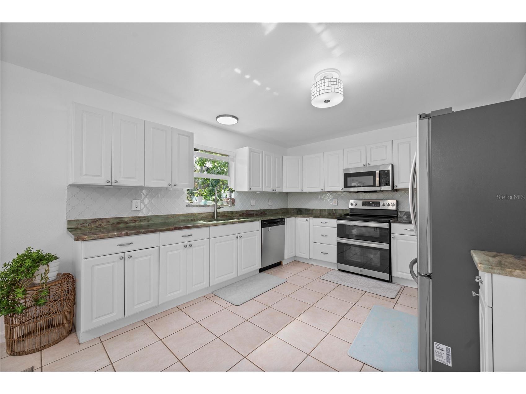 3000 Palm Drive Punta Gorda FL 33950 C7524685 image9