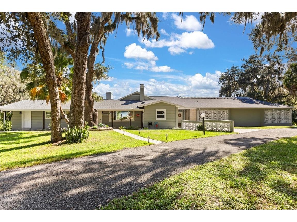 3000 Pine Grove Lane Lady Lake FL 32159 G5103315 image1