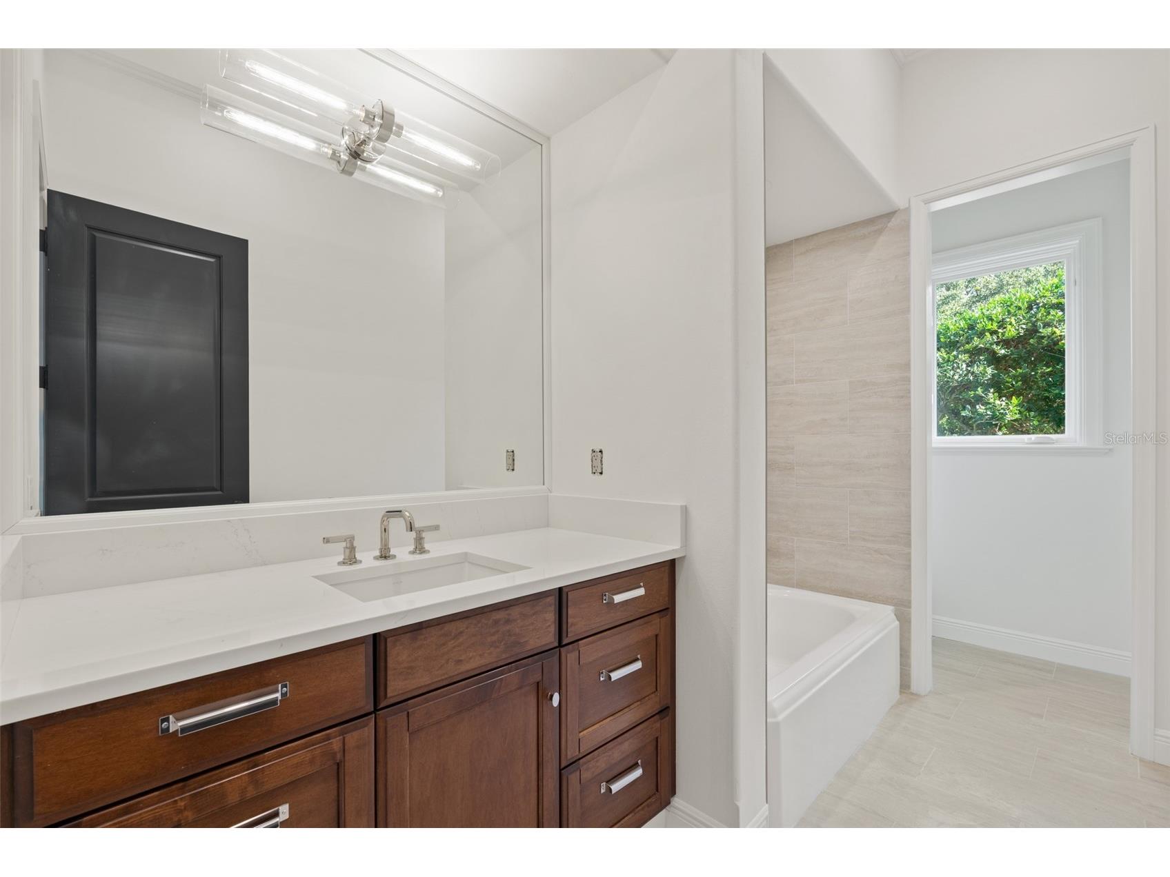 3000 Southwest Drive Sarasota FL 34239 - SARASOTA BAY A4672971 image39