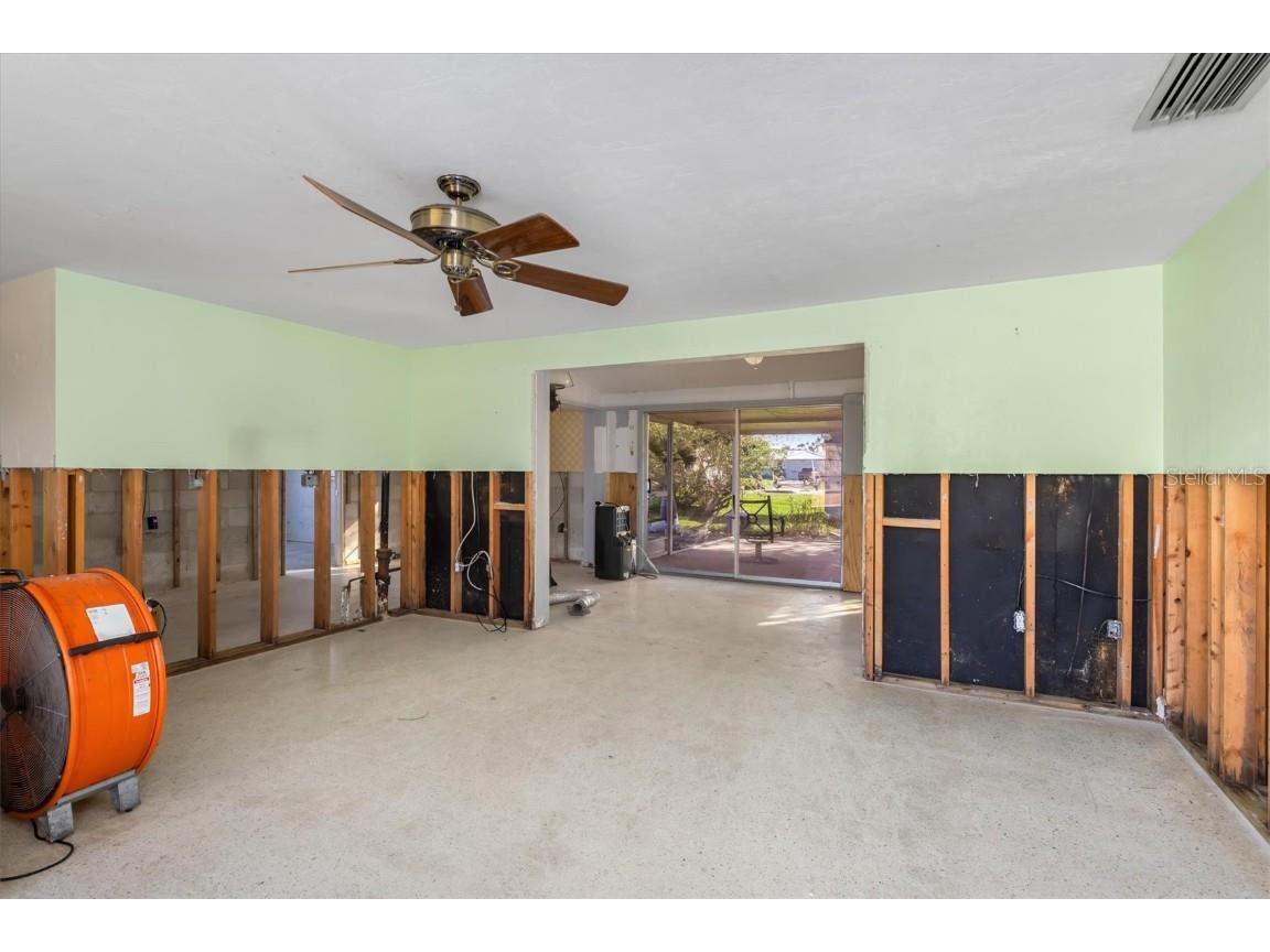 3000 Wisteria Place Punta Gorda FL 33950 C7505052 image8