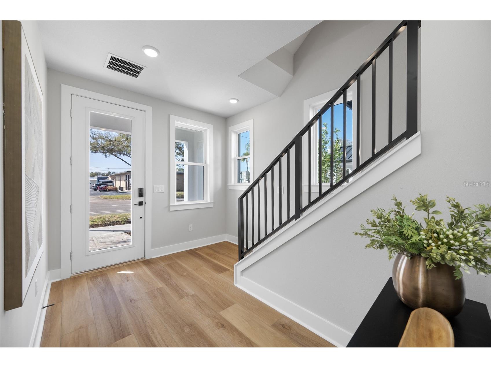 3001 1st Avenue N Saint Petersburg FL 33713 TB8437688 image13