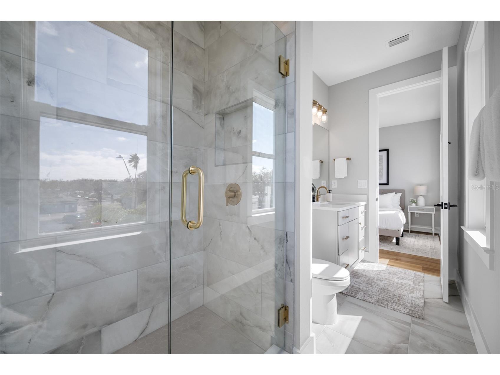 3001 1st Avenue N Saint Petersburg FL 33713 TB8437688 image57