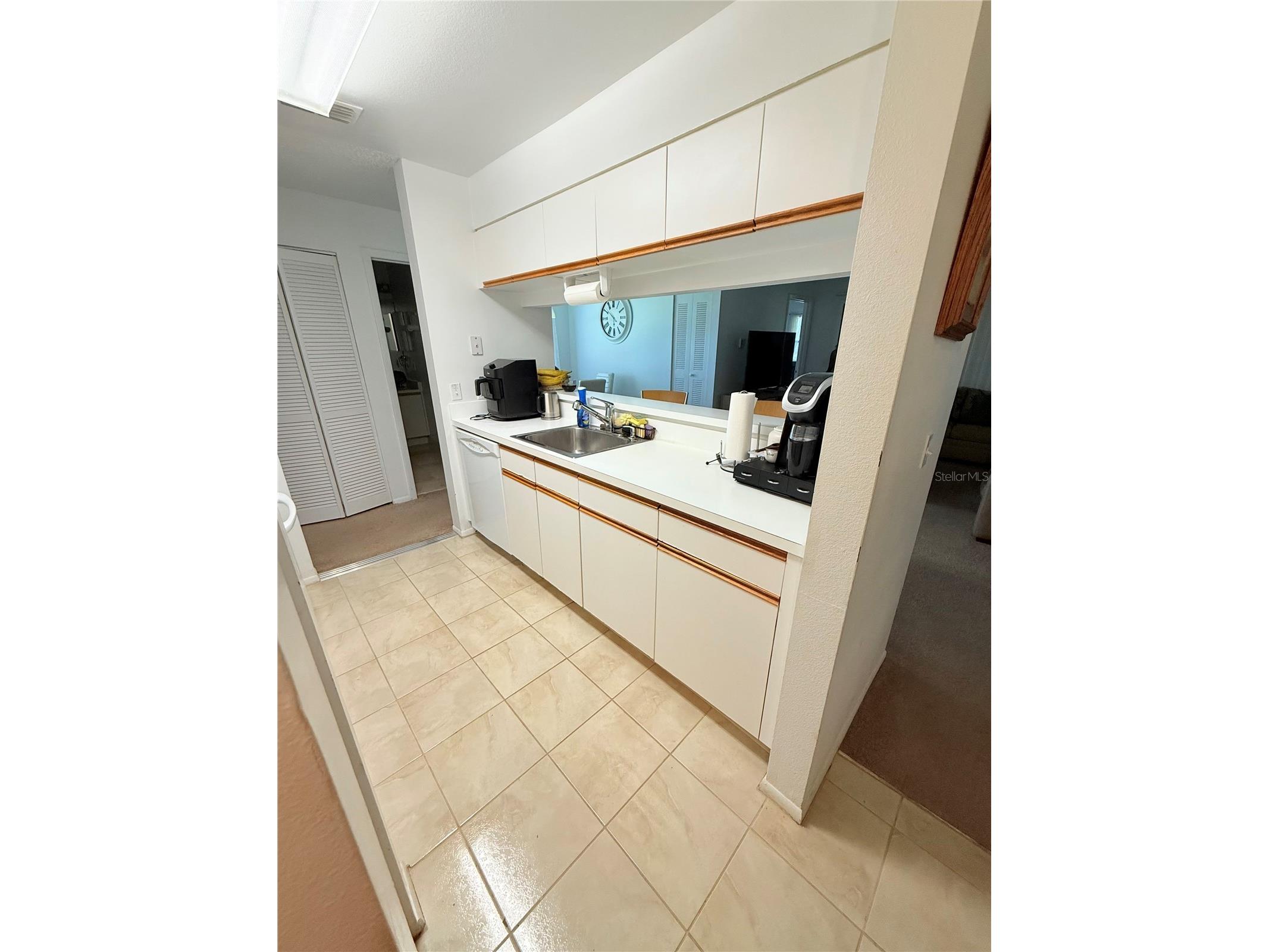 3001 58th Avenue S #1002 Saint Petersburg FL 33712 TB8419856 image4