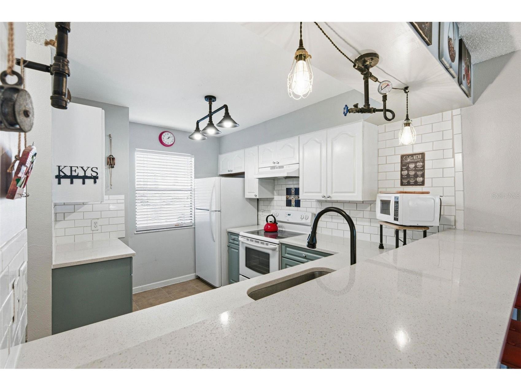 3001 58th Avenue S #105 Saint Petersburg FL 33712 TB8471142 image8