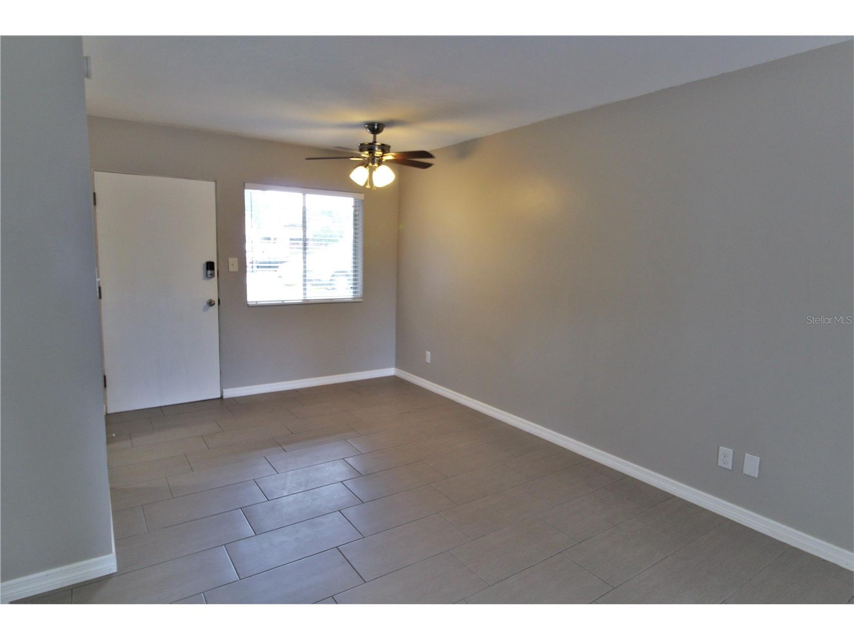 3001 Bee Ridge Road #113 Sarasota FL 34239 A4695530 image3