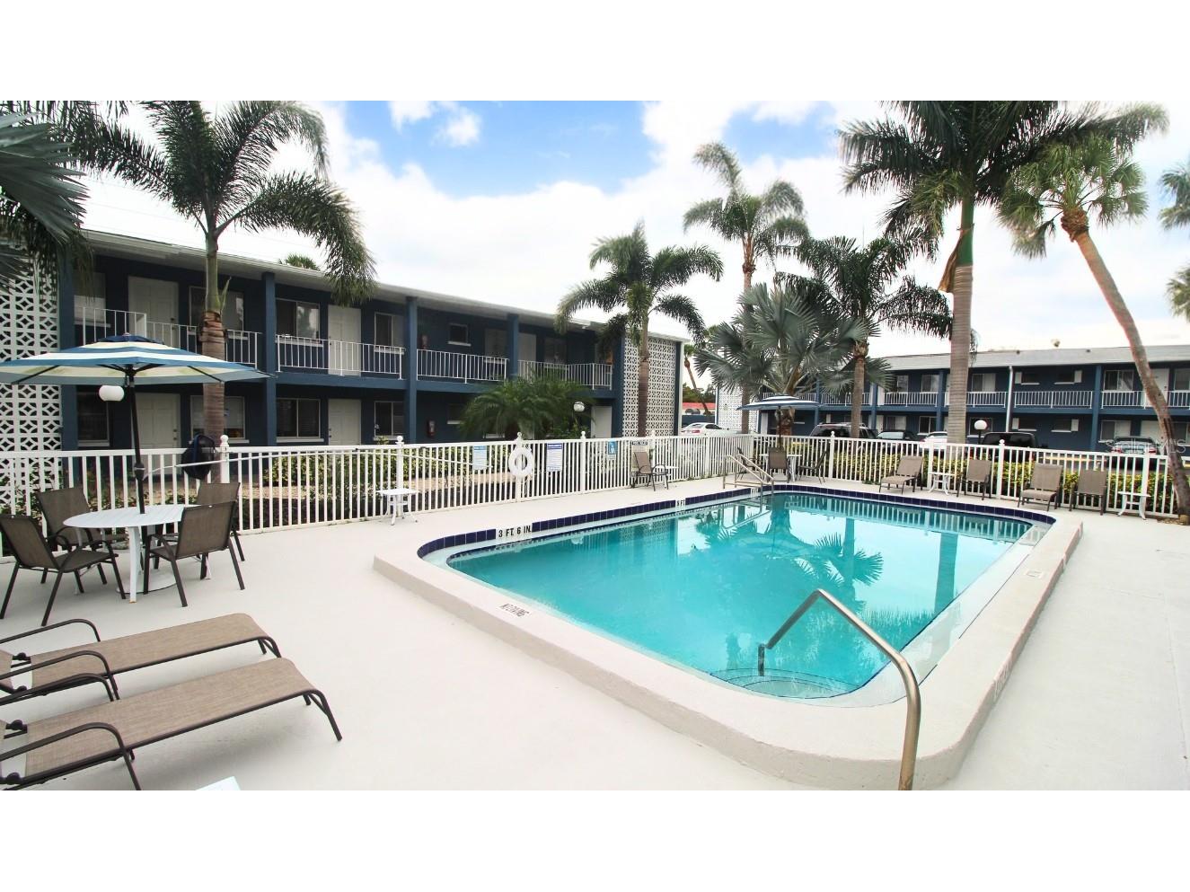 3001 Bee Ridge Road #121 Sarasota FL 34239 A4694957 image10