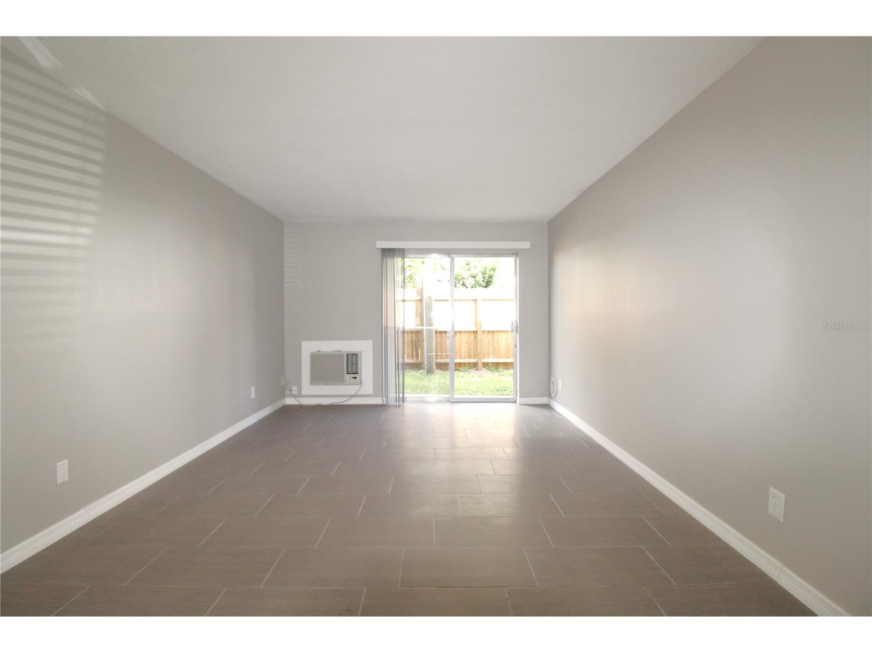 3001 Bee Ridge Road #121 Sarasota FL 34239 A4694957 image4