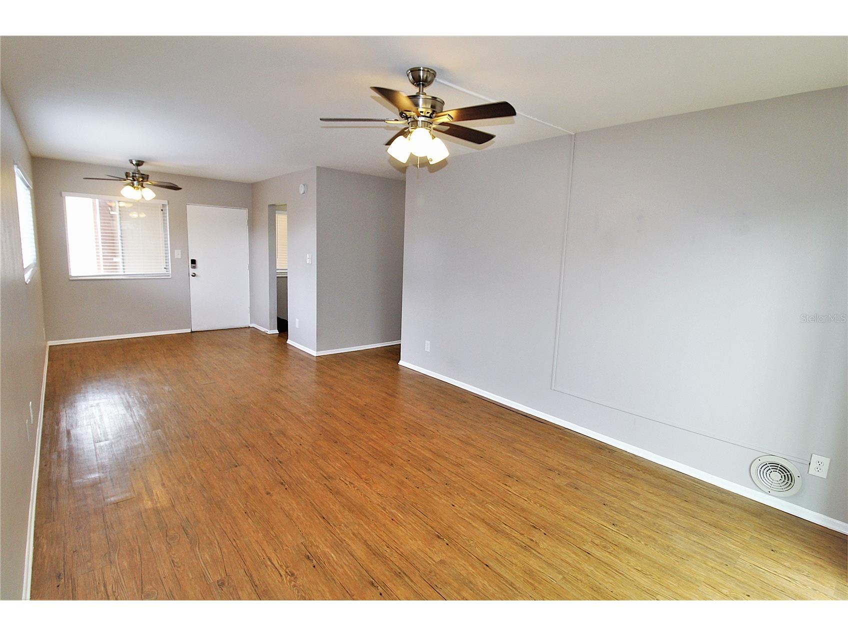 3001 Bee Ridge Road #124 Sarasota FL 34239 A4693660 image3