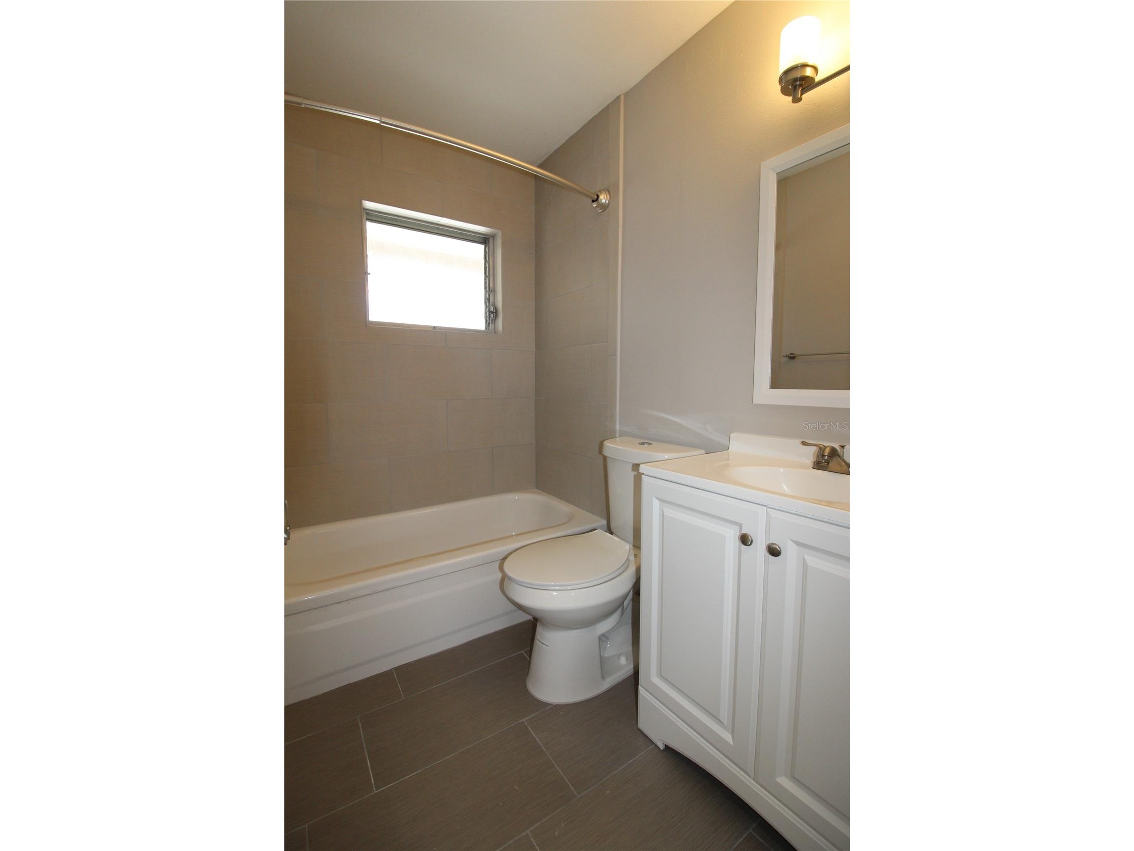 3001 Bee Ridge Road #224 Sarasota FL 34239 A4699546 image11