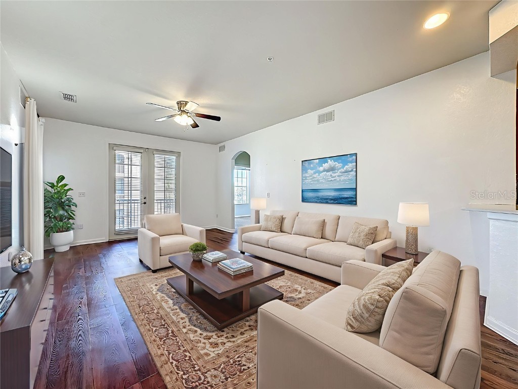 3001 Greystone Loop #208 Kissimmee FL 34741 O6340525 image2