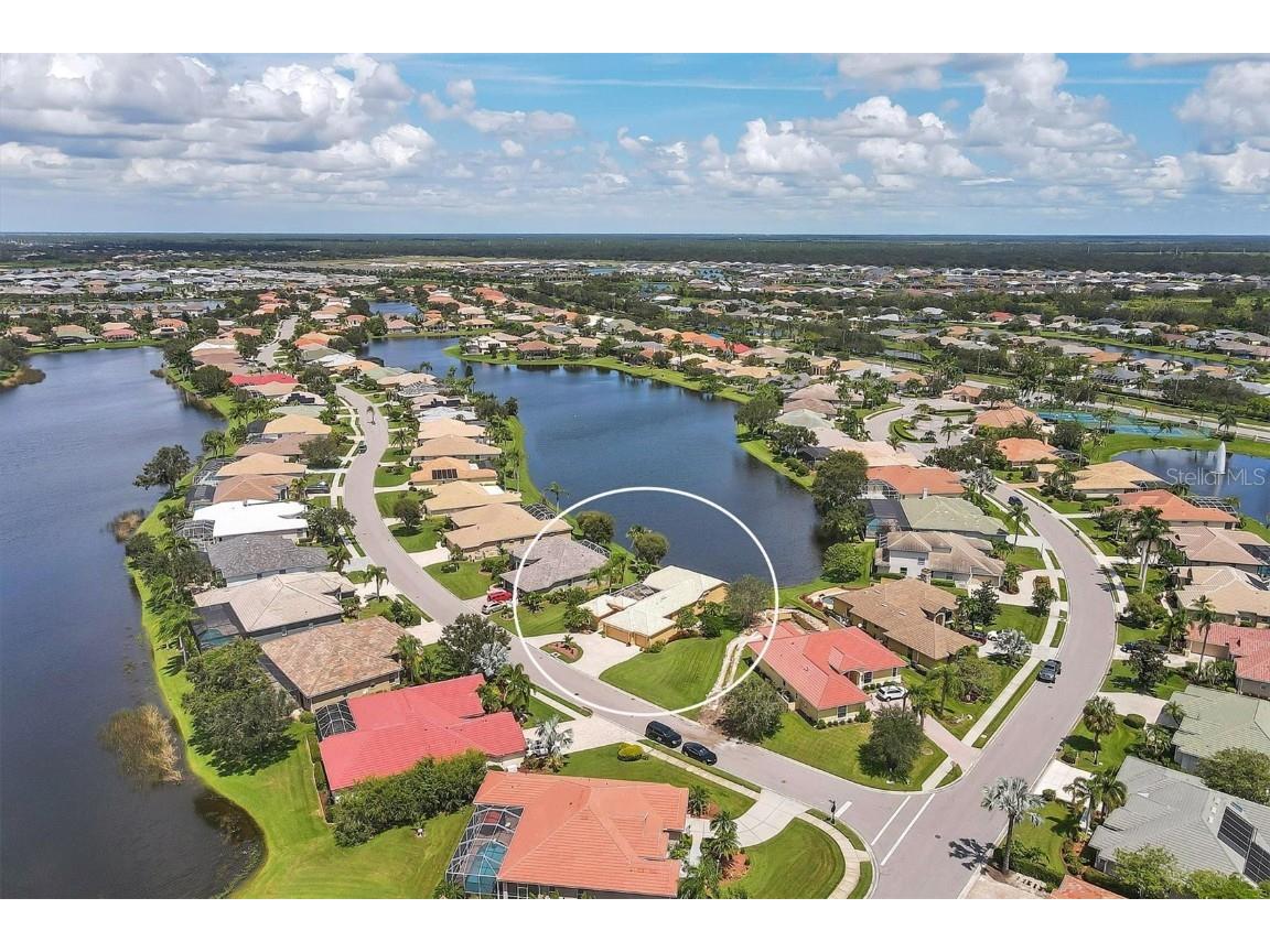 3001 Seasons Boulevard Sarasota FL 34240 A4582761 image1