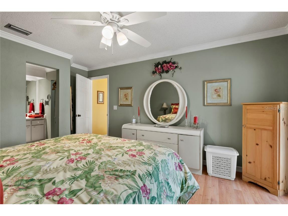 3001 Seawind Circle #10C Venice FL 34293 A4659071 image16