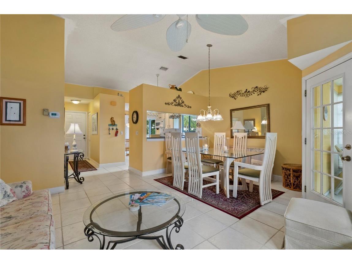 3001 Seawind Circle #10C Venice FL 34293 A4659071 image7