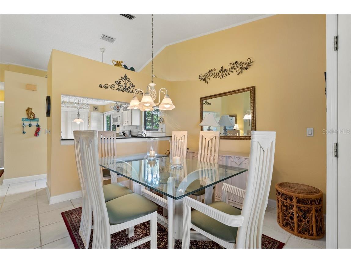 3001 Seawind Circle #10C Venice FL 34293 A4659071 image9