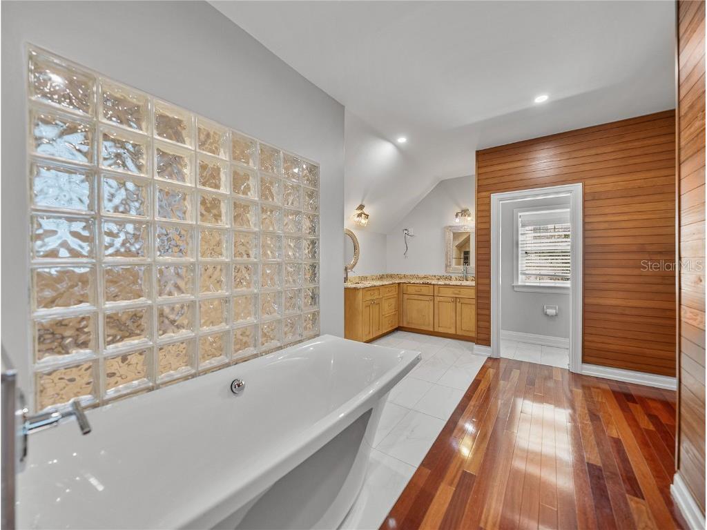 3001 W San Rafael Street Tampa FL 33629 TB8438837 image38