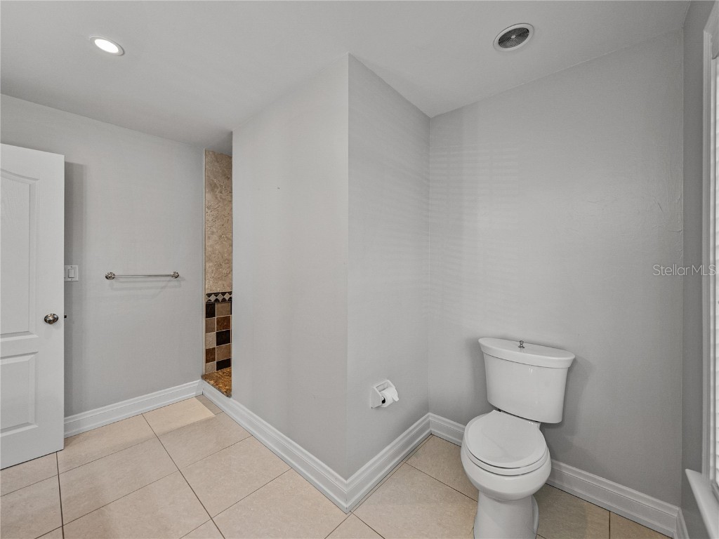 3001 W San Rafael Street Tampa FL 33629 TB8438837 image75