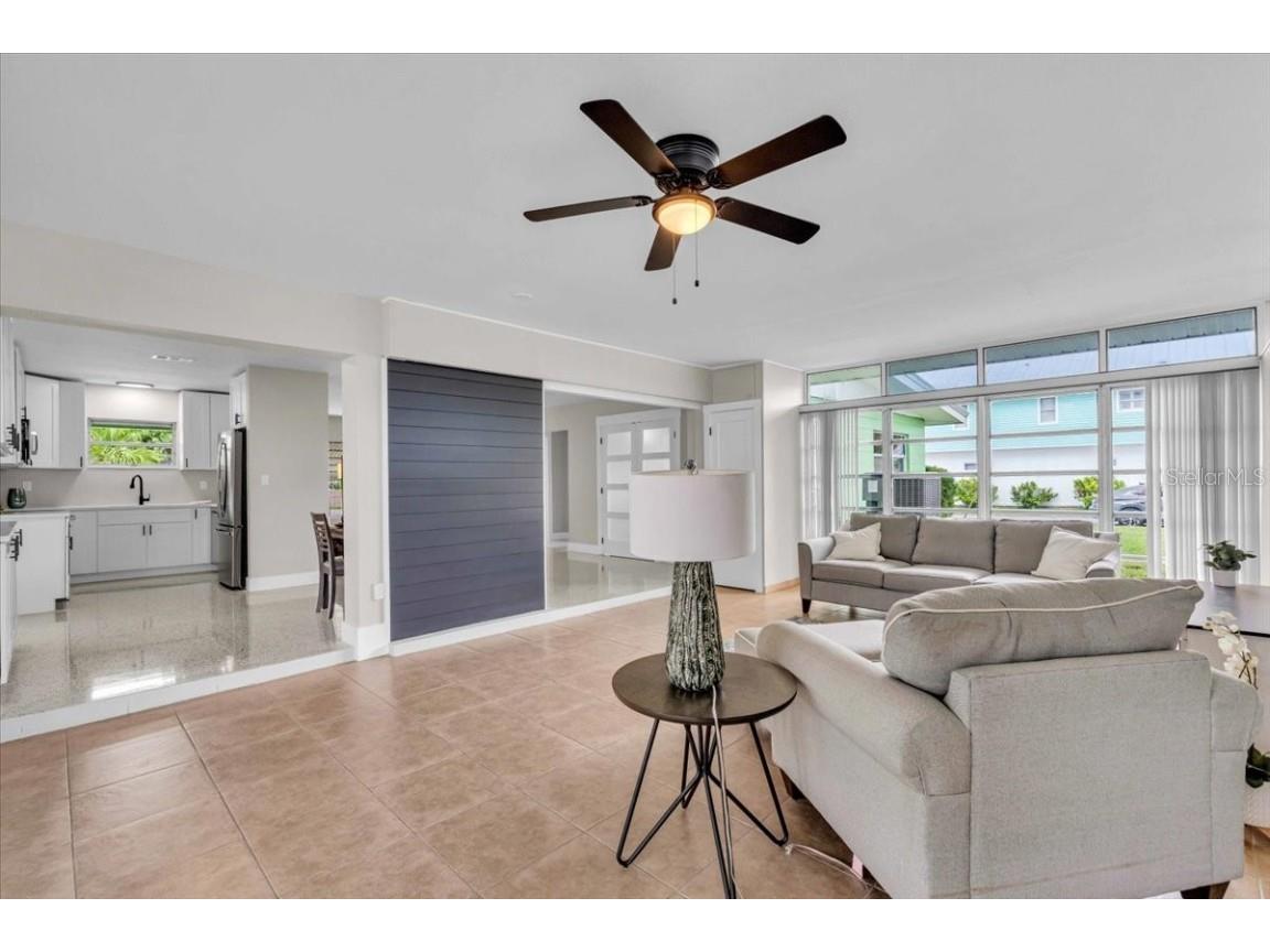 3002 58th Street S Gulfport FL 33707 TB8434121 image11