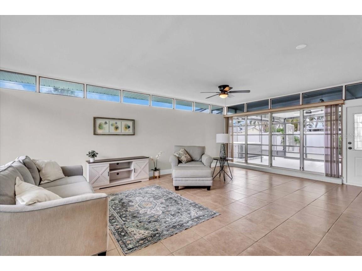 3002 58th Street S Gulfport FL 33707 TB8434121 image12