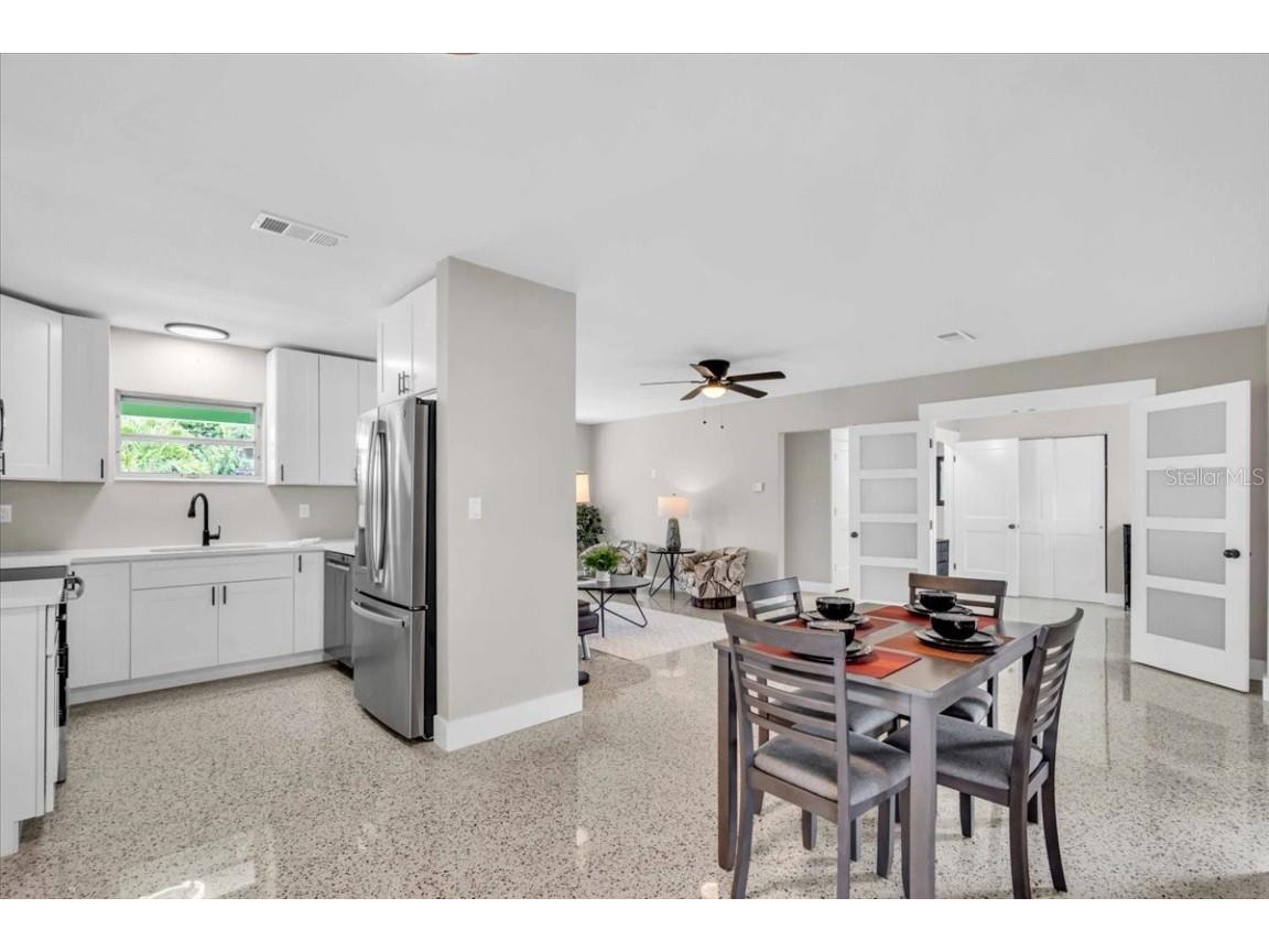 3002 58th Street S Gulfport FL 33707 TB8434121 image7