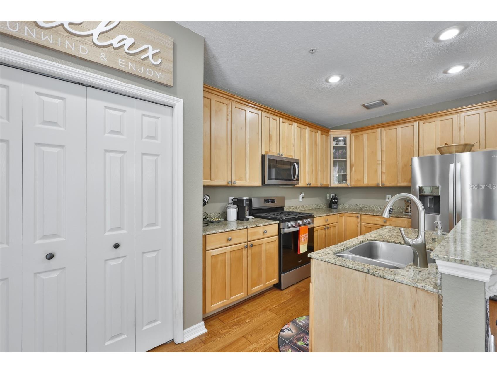 3002 Bayshore Pointe Drive Tampa FL 33611 TB8515697 image14