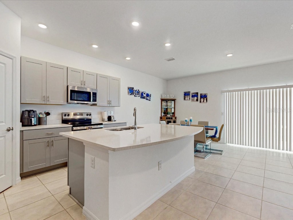 3002 Canary Avenue Davenport FL 33837 S5138188 image3