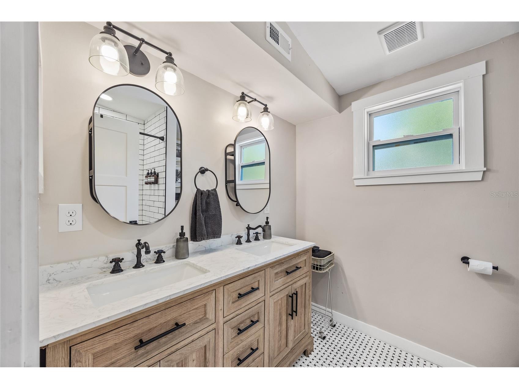 3002 N 16th Street Tampa FL 33605 TB8489405 image11